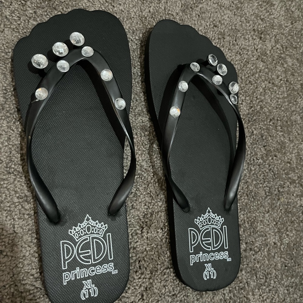 Pedicure sandals